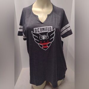 MLS Soccer D.C. United Team Crest Charcoal Gray Short Sleeve V-Neck T-Shirt XL